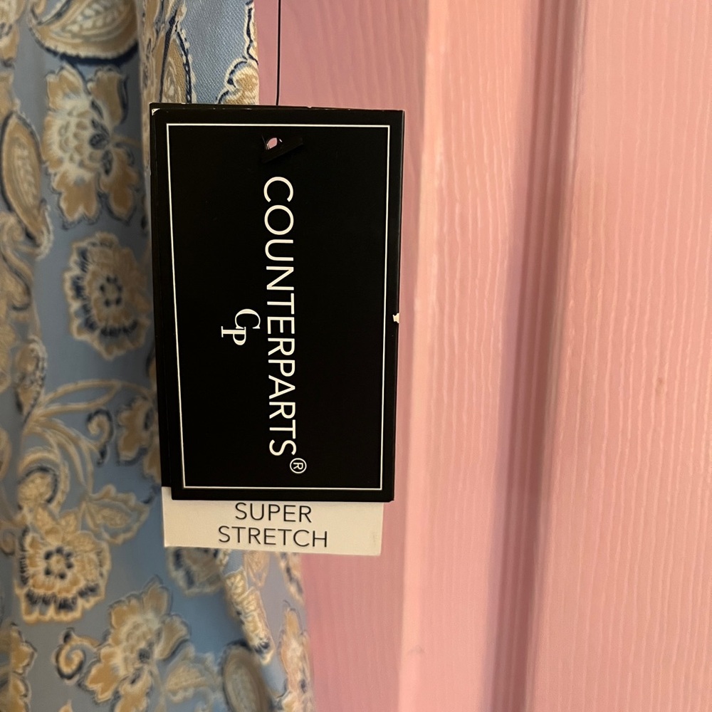 Capris - Picture 4 of 5